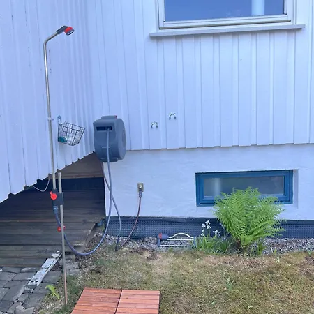 Apartment Stor I Mandal, Hos Malfrid Og Rolf