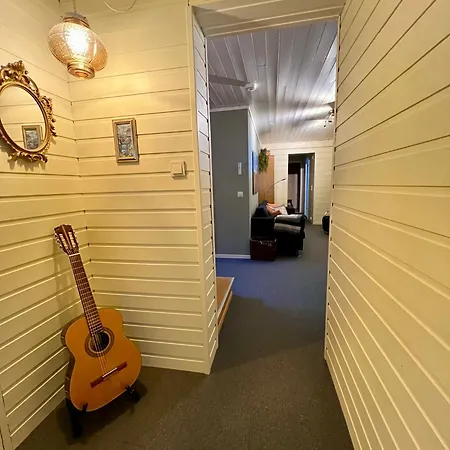 Stor, Velutstyrt Sokkel I